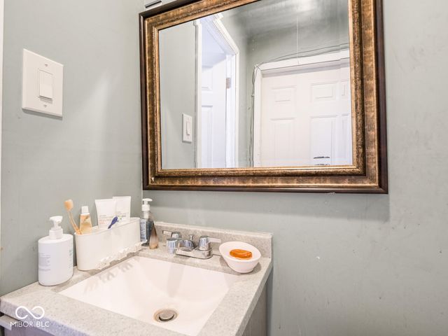 631 Memorial Drive, Beech Grove, IN 46107