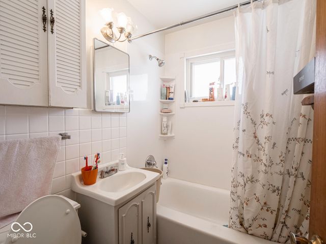 631 Memorial Drive, Beech Grove, IN 46107