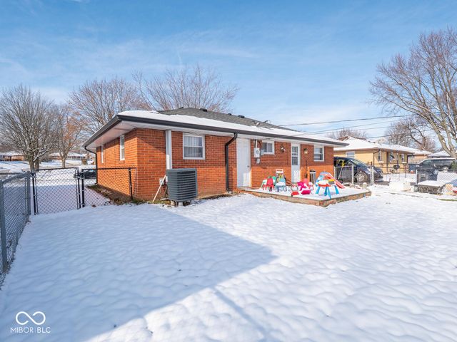 631 Memorial Drive, Beech Grove, IN 46107