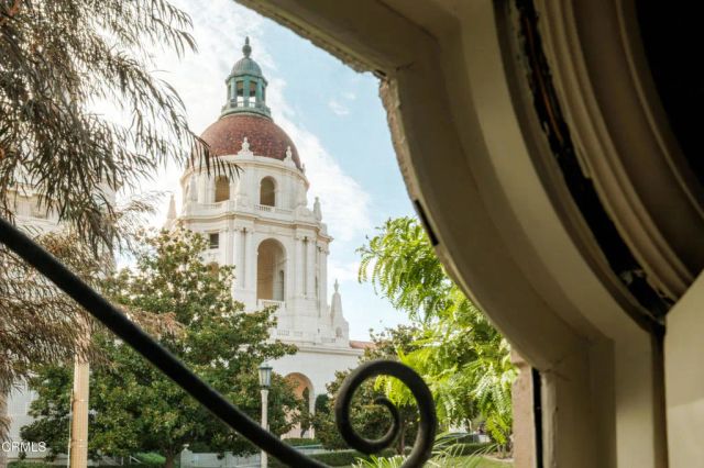 80 N Euclid Avenue 102, Pasadena, CA 91101