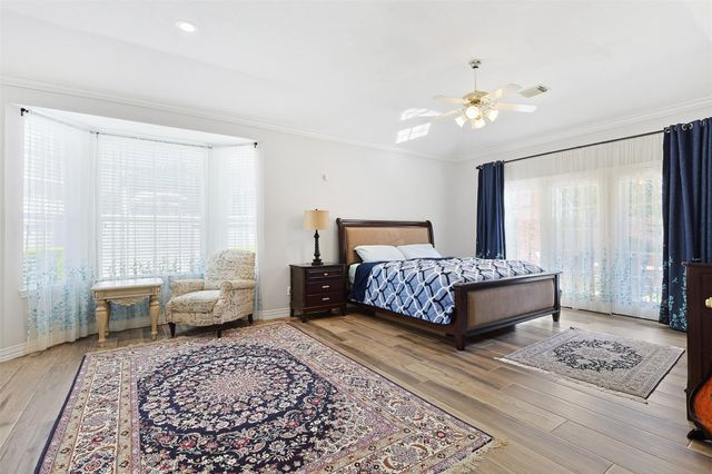 1527 Orchard Park Drive, Houston, TX 77077