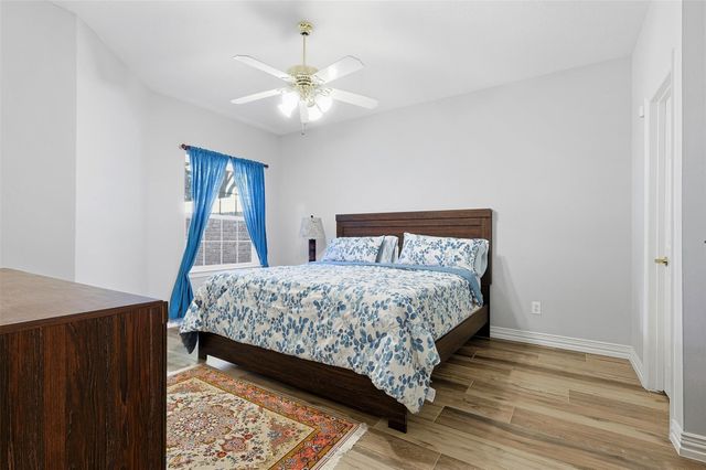 1527 Orchard Park Drive, Houston, TX 77077