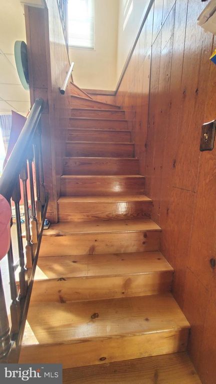 Image 22 of property listing at 3202 GARDEN AVE, Baltimore, MD 21227