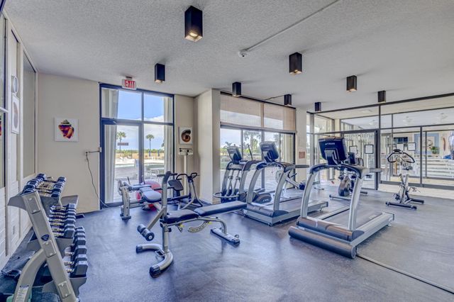 100 OCEAN TRAIL Way 305, Jupiter, FL 33477