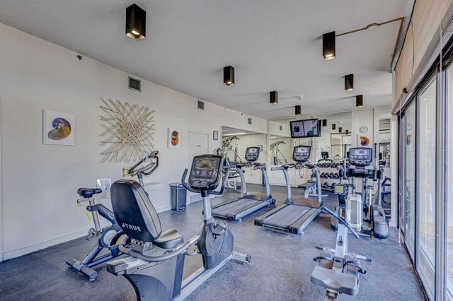 100 OCEAN TRAIL Way 305, Jupiter, FL 33477