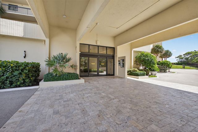100 OCEAN TRAIL Way 305, Jupiter, FL 33477