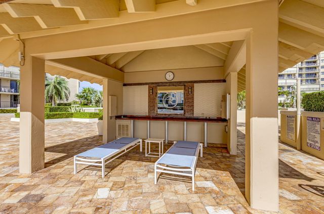 100 OCEAN TRAIL Way 305, Jupiter, FL 33477