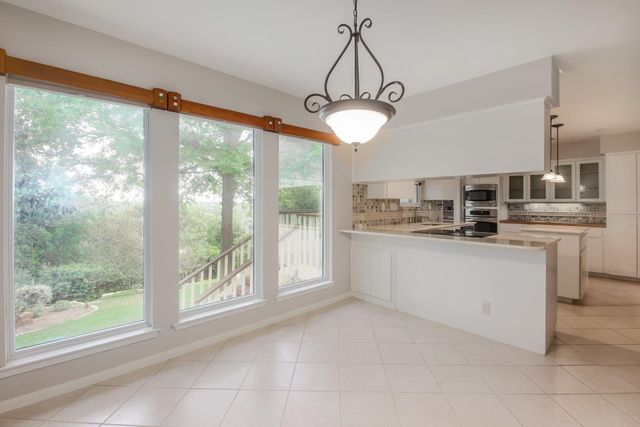 6200 Rain Creek PKWY, Austin, TX 78759