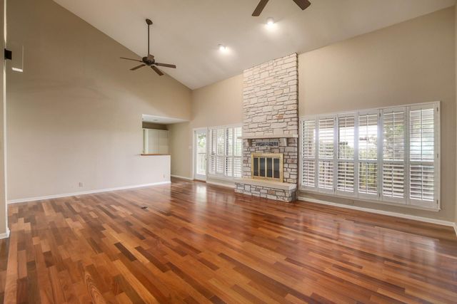 6200 Rain Creek PKWY, Austin, TX 78759