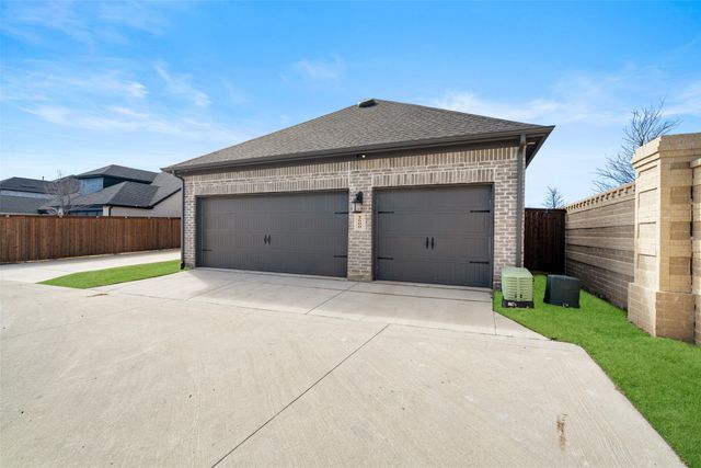 2600 Chester Drive, Celina, TX 75009