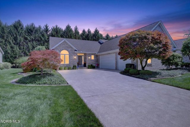 3915 Deer Valley Lane, Maumee, OH 43537