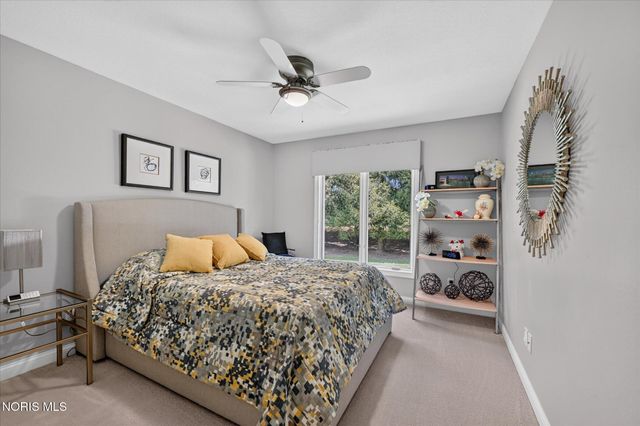 3915 Deer Valley Lane, Maumee, OH 43537