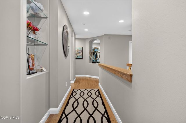 3915 Deer Valley Lane, Maumee, OH 43537
