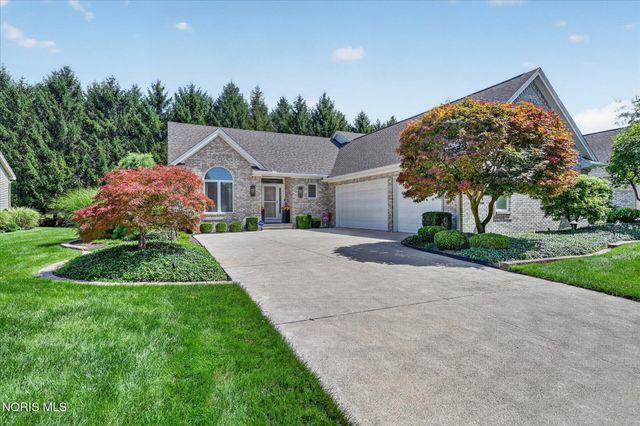 3915 Deer Valley Lane, Maumee, OH 43537