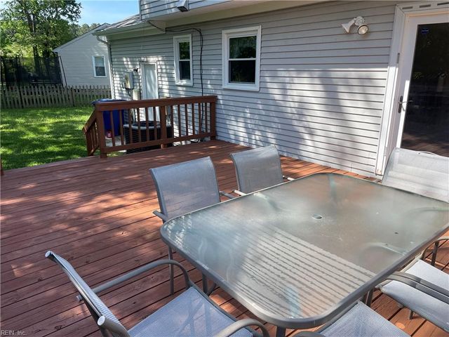 198 Lori CIR, Newport News, VA 23602