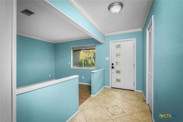 960 Twin Oaks Drive, New Braunfels, TX 78130