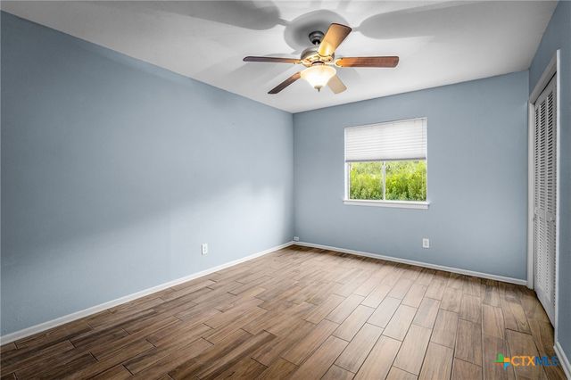 960 Twin Oaks Drive, New Braunfels, TX 78130