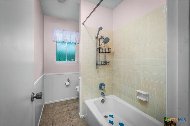 960 Twin Oaks Drive, New Braunfels, TX 78130