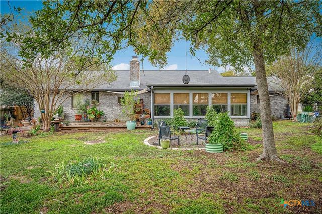 960 Twin Oaks Drive, New Braunfels, TX 78130