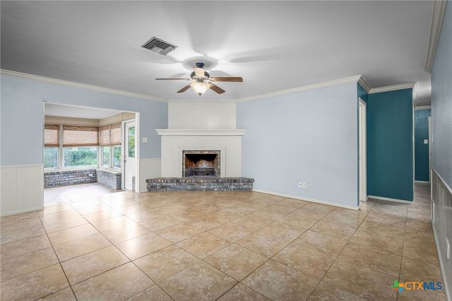 960 Twin Oaks Drive, New Braunfels, TX 78130