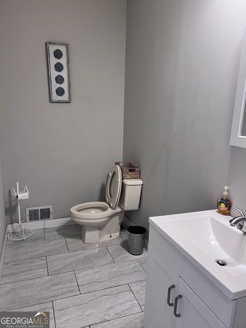 3790 Belle Glade Trail W, Snellville, GA 30039