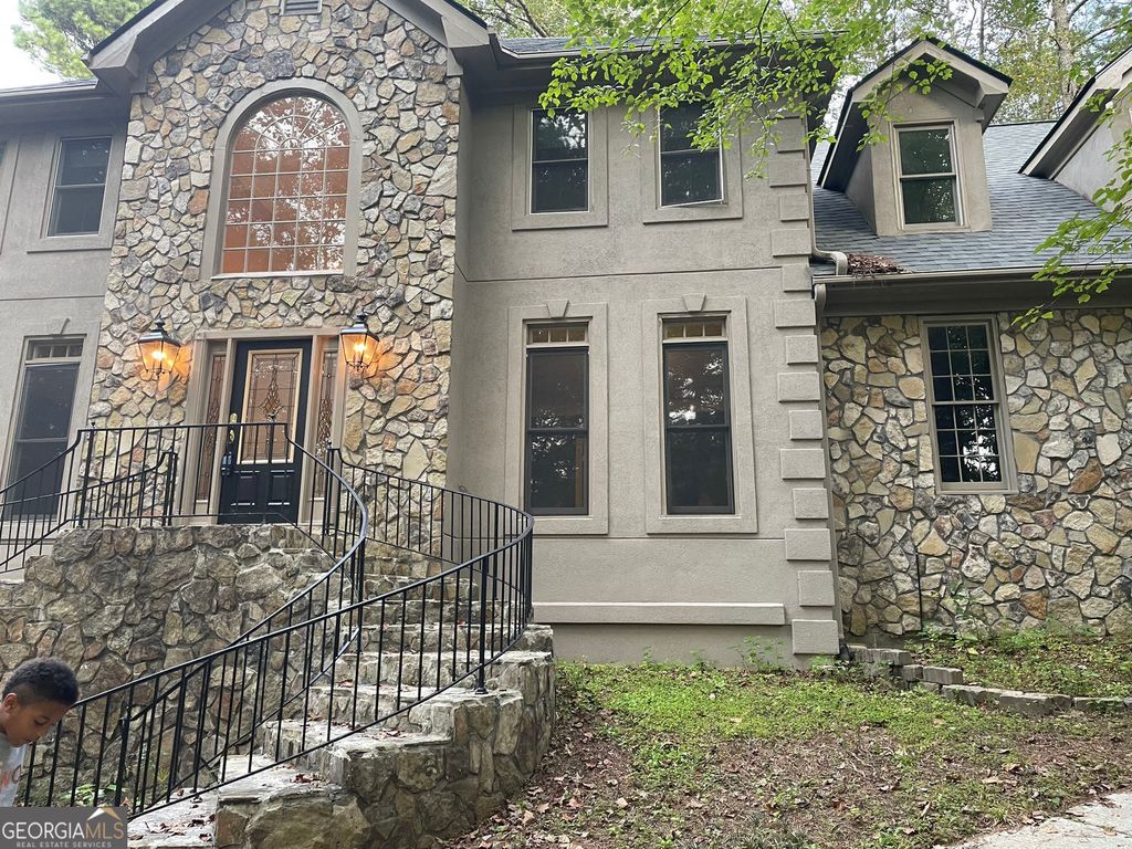 3790 Belle Glade Trail W, Snellville, GA 30039