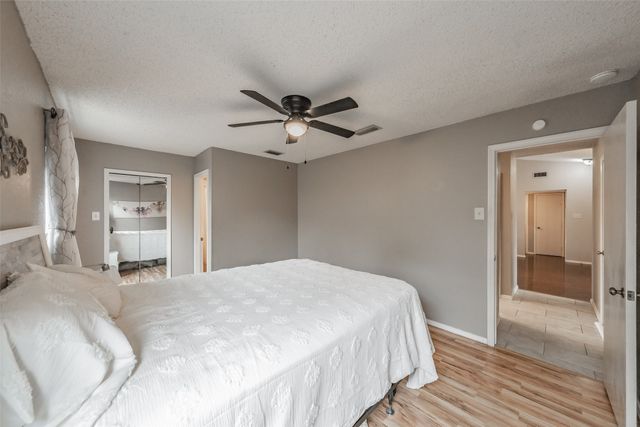 3808 Glengate Drive, Arlington, TX 76016