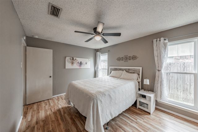 3808 Glengate Drive, Arlington, TX 76016