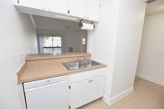141 FERNERY ROAD B5, Lakeland, FL 33809