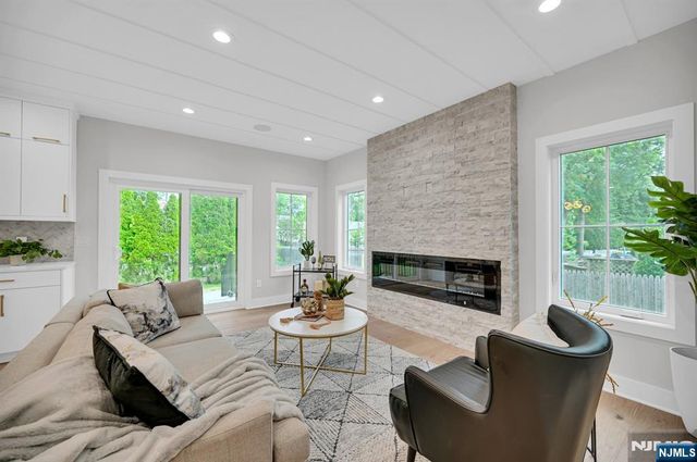 176 Harrow Road, Westfield, NJ 07090