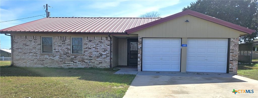 613 County Road 4876, Copperas Cove, TX 76522