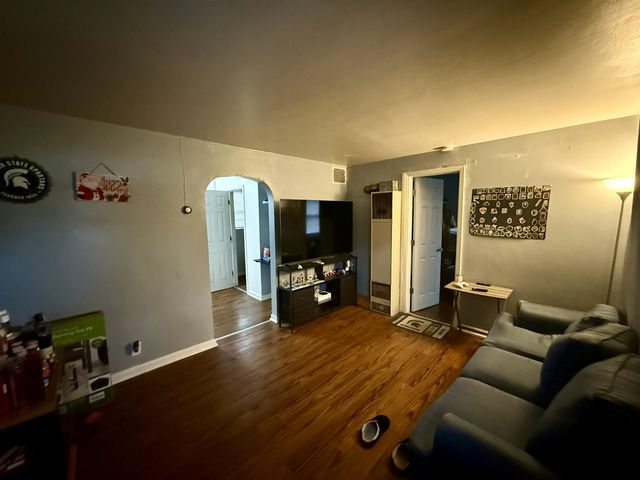 1011 S Lansing Street, Mount Pleasant, MI 48858