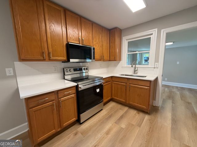 814 N Greenwood Street, Lagrange, GA 30240