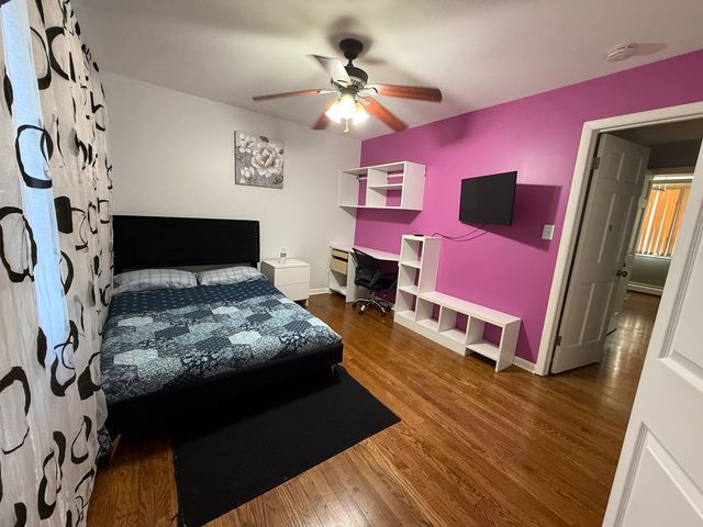 1710 Dempster Street A, Park Ridge, IL 60068