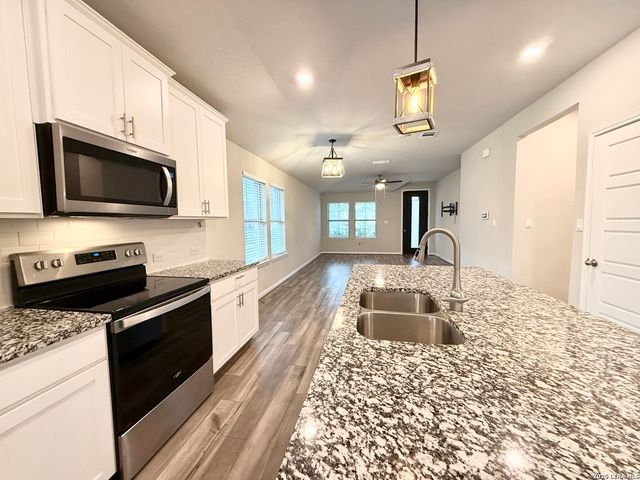 3009 Hess Blvd, Schertz, TX 78154