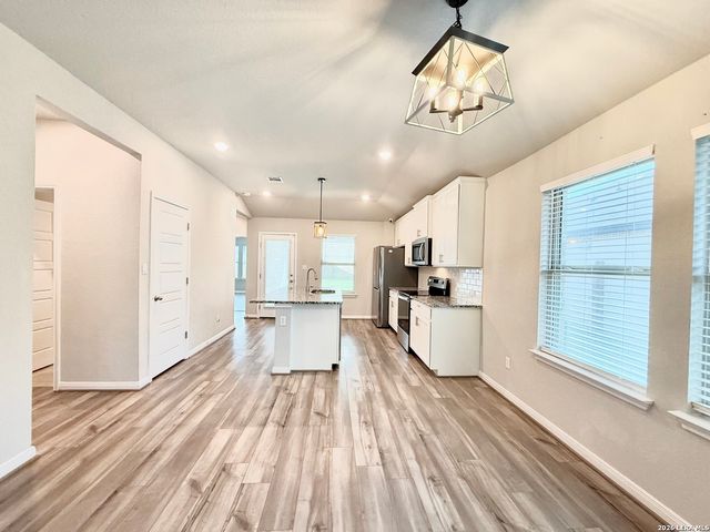 3009 Hess Blvd, Schertz, TX 78154