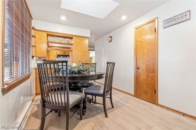 3595 Rolling Ridge Road NE, Canton, OH 44721