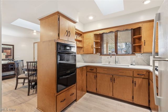 3595 Rolling Ridge Road NE, Canton, OH 44721