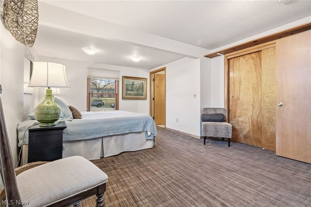 3595 Rolling Ridge Road NE, Canton, OH 44721