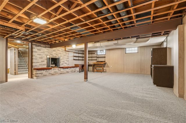 3595 Rolling Ridge Road NE, Canton, OH 44721