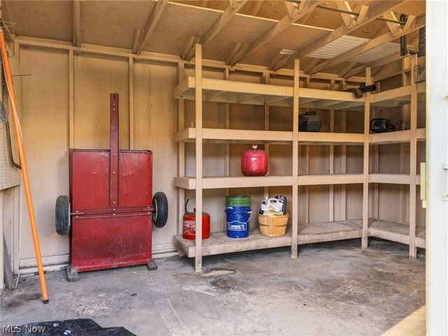 3595 Rolling Ridge Road NE, Canton, OH 44721