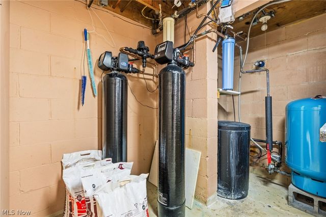 3595 Rolling Ridge Road NE, Canton, OH 44721