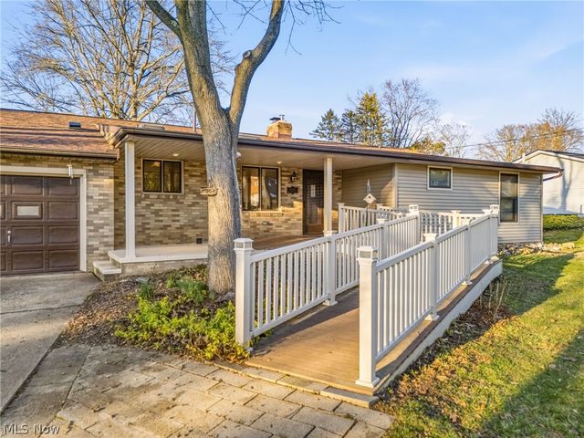 3595 Rolling Ridge Road NE, Canton, OH 44721