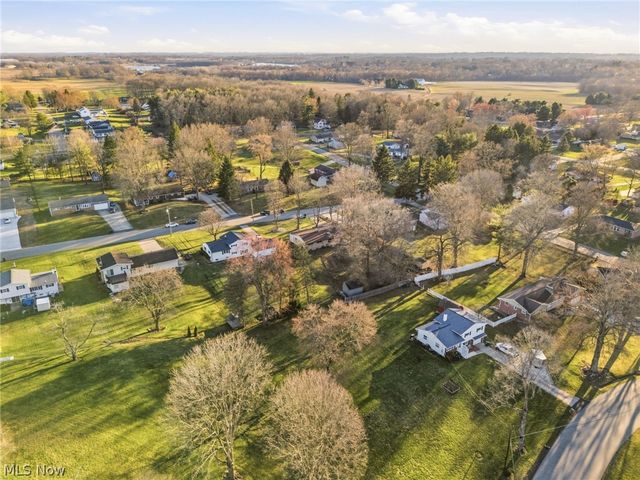 3595 Rolling Ridge Road NE, Canton, OH 44721