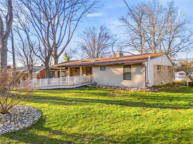 3595 Rolling Ridge Road NE, Canton, OH 44721