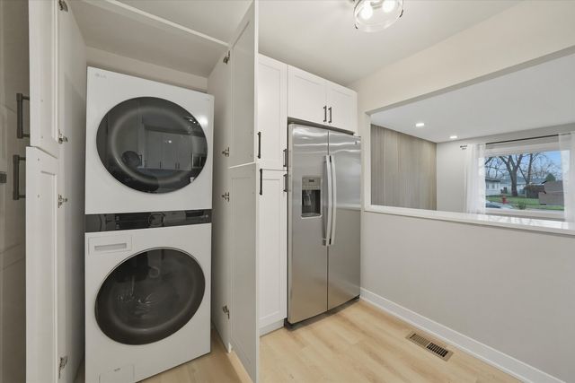 14825 S Sacramento Avenue, Posen, IL 60469