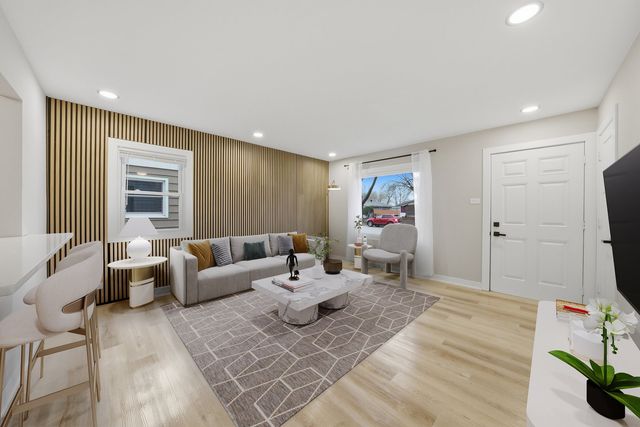 14825 S Sacramento Avenue, Posen, IL 60469