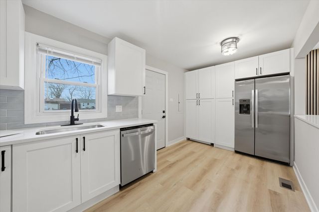 14825 S Sacramento Avenue, Posen, IL 60469