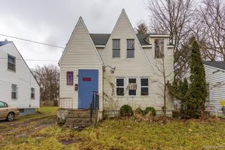 2718 N Chevrolet Avenue, Flint, MI 48504