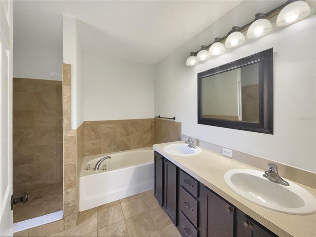 1830 PENNINGTON AVENUE, Deltona, FL 32738